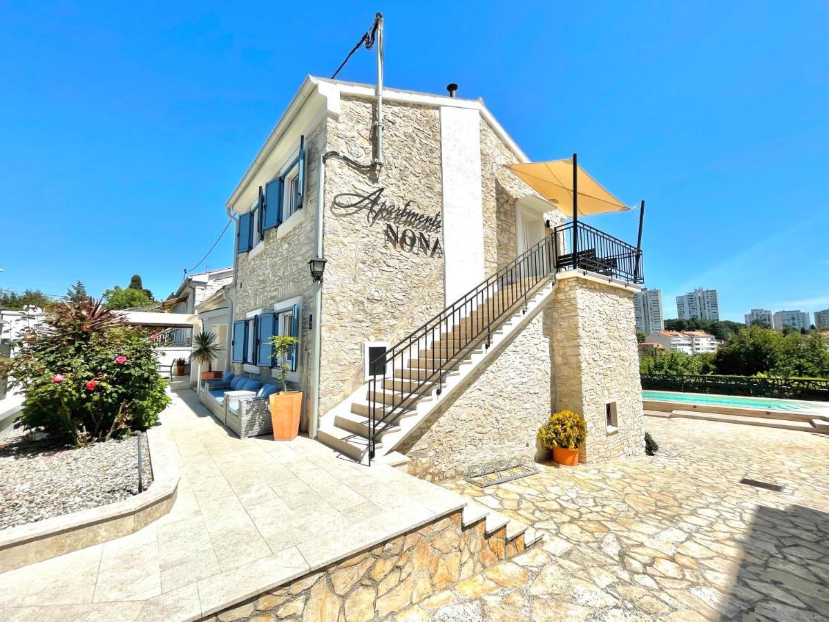 Apartments Nona Pula Exterior photo