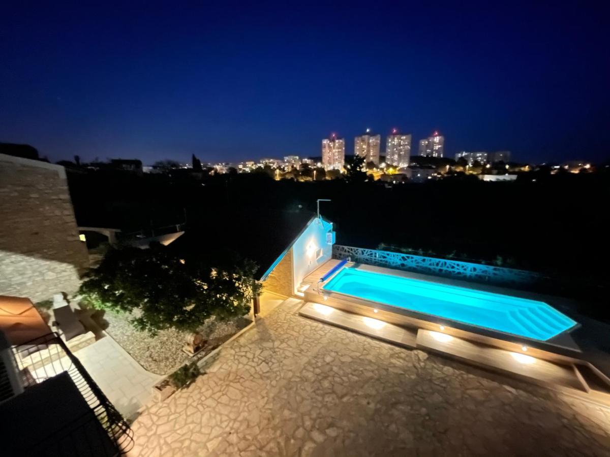 Apartments Nona Pula Exterior photo